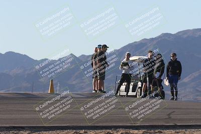 media/Oct-30-2025-Racers Edge (Thu) [[dabbdaf680]]/1-Around the Pits- Track Walk/